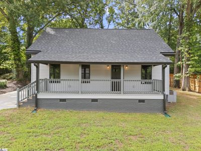 409 W Curtis St