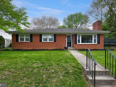 43 Oak Ln