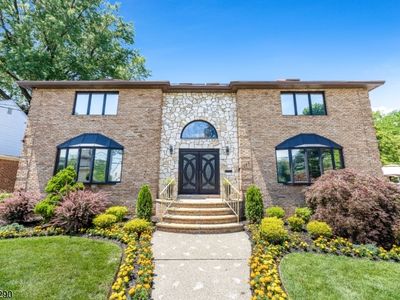 141 Burton Ave