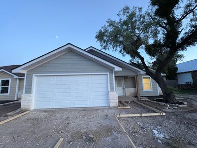419 W Harris Ave