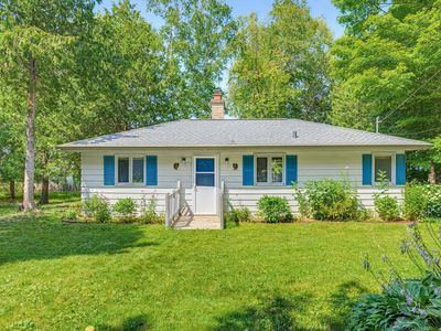 322 Lakeside DRIVE