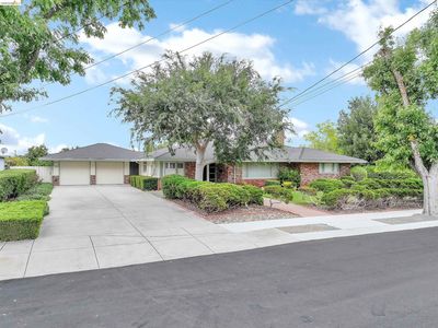 227 Pueblo Dr