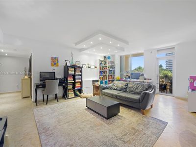 10185 Collins Ave APT 301