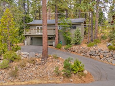 3059 Panorama Dr