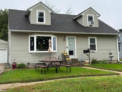 108 9th Ave SE