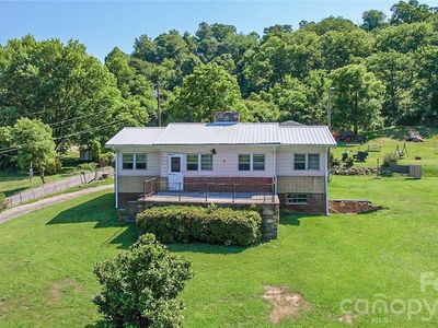 415 Weaverville Rd