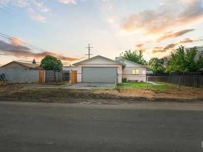 8767 Greenfield Park Dr