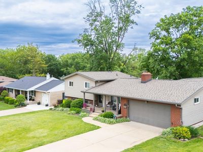 1630 W Gaylord Ave