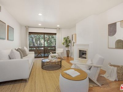 15231 Magnolia Blvd Unit 114