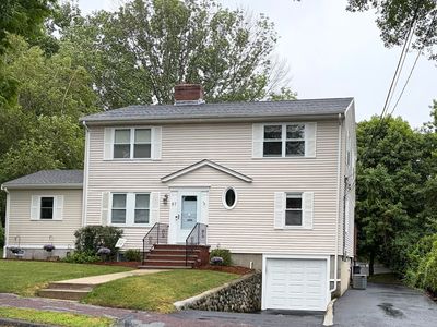 87 George St