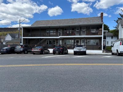 435 W Main St
