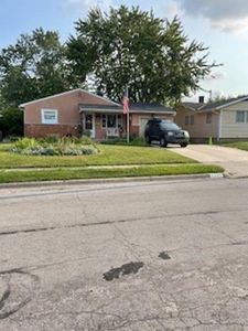 2583 Regina Ave