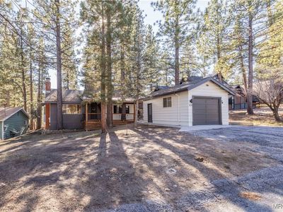 1120 W Sugarpine Rd