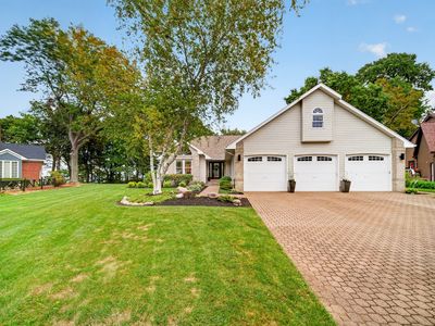 119 Fox Hollow Ln