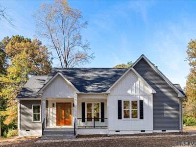 24 Spruce Ct