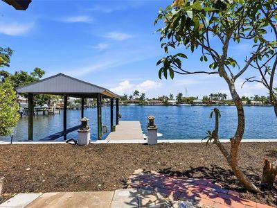 2300 S Shore Dr SE