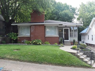 2816 Hillcrest Ter