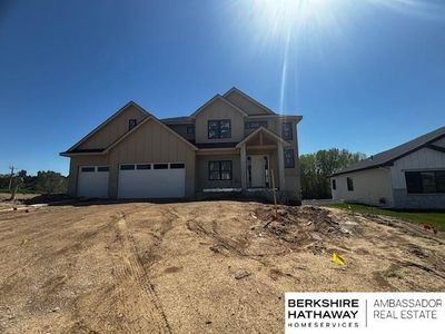 21801 Parkview Dr