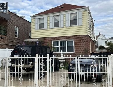 10333 Woodhaven Blvd