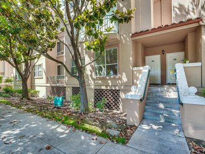 951 S 12th St APT 102