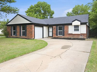 3909 Dogwood Ct