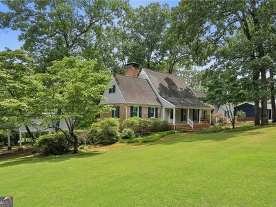 5622 Williamsburg Dr