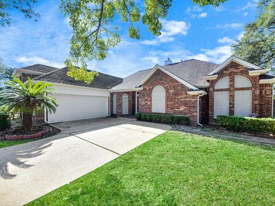 4611 Green Trail Dr