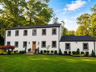 47 FIELDSTONE DRIVE