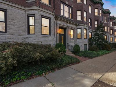 4500 McPherson Ave APT 2W