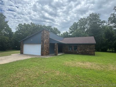 25216 Hickory Cir
