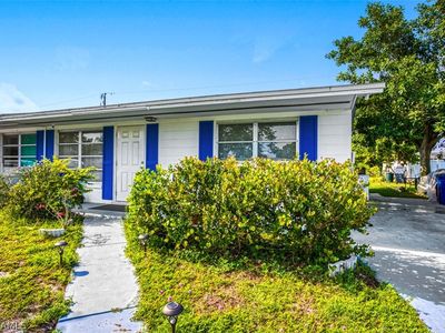 1116 Westminster St W