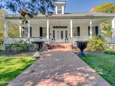203 Pearl St