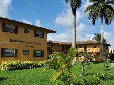 9203 NW 38th Dr APT 2