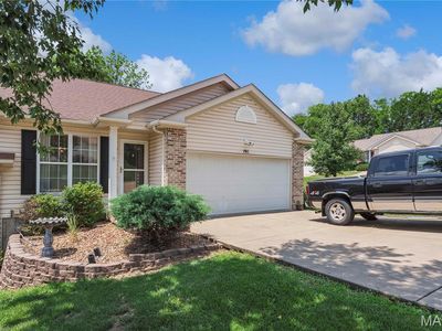 1911 Meriwether Dr