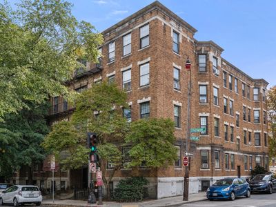 72 Strathmore Rd APT 7B