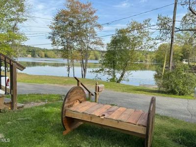 68 Lake Shore Circle Drive