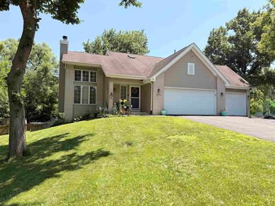 Property at 3476 Valley Woods Dr, Cherry Valley, IL
