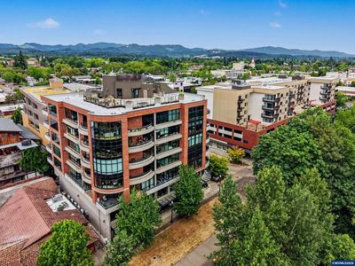 136 SW Washington Ave APT 502