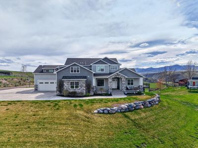 349 E Corwin Ln