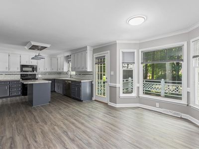 2094 Pembrooke Forest Dr