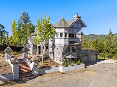 22160 Winchester Way