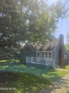 1111 Russell Ave