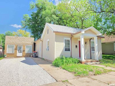 Property at 921 & 923 Ann Eliza St, Pekin, IL