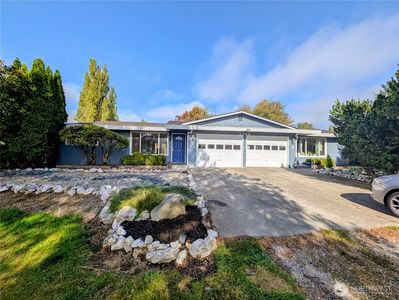 2744 Mountain View Road #B