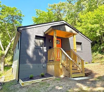 179 Rocky Hill Rd