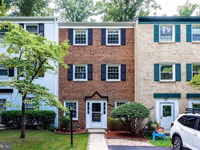 Property at 14805 Maidstone Ct, Centreville, VA