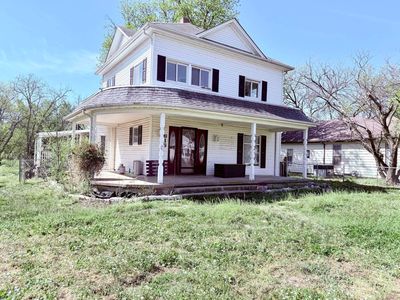 616 E Lincoln Ave