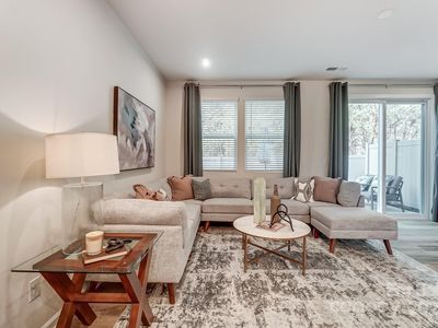 280 Laura Elizabeth Ln