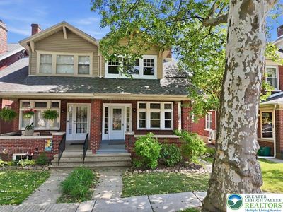 1210 Lorain Ave