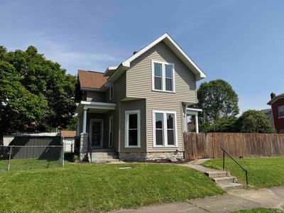 108 E 2nd St